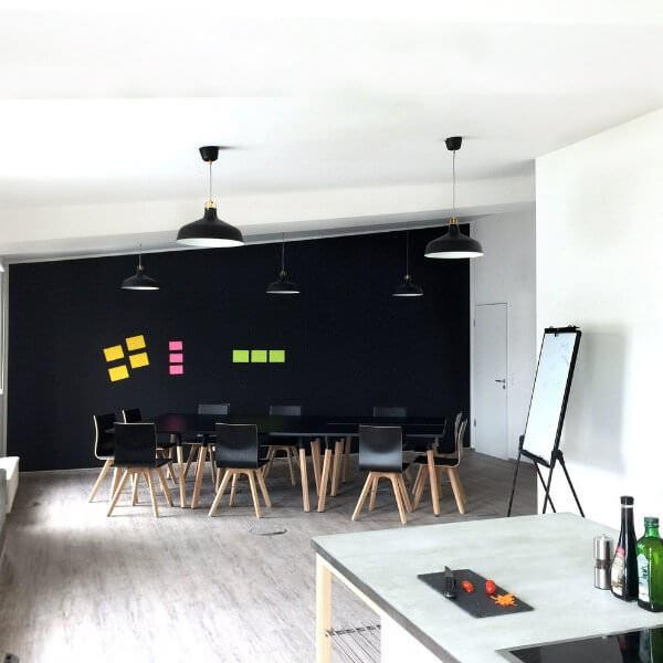 Book an exclusive seminar house with meeting room and breakout rooms in the centre of Duesseldorf